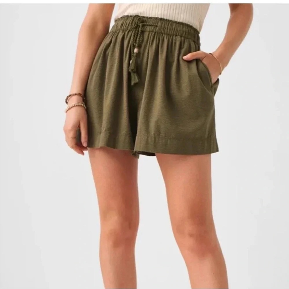 Faherty Olive Green Drawstring Cargo Shorts